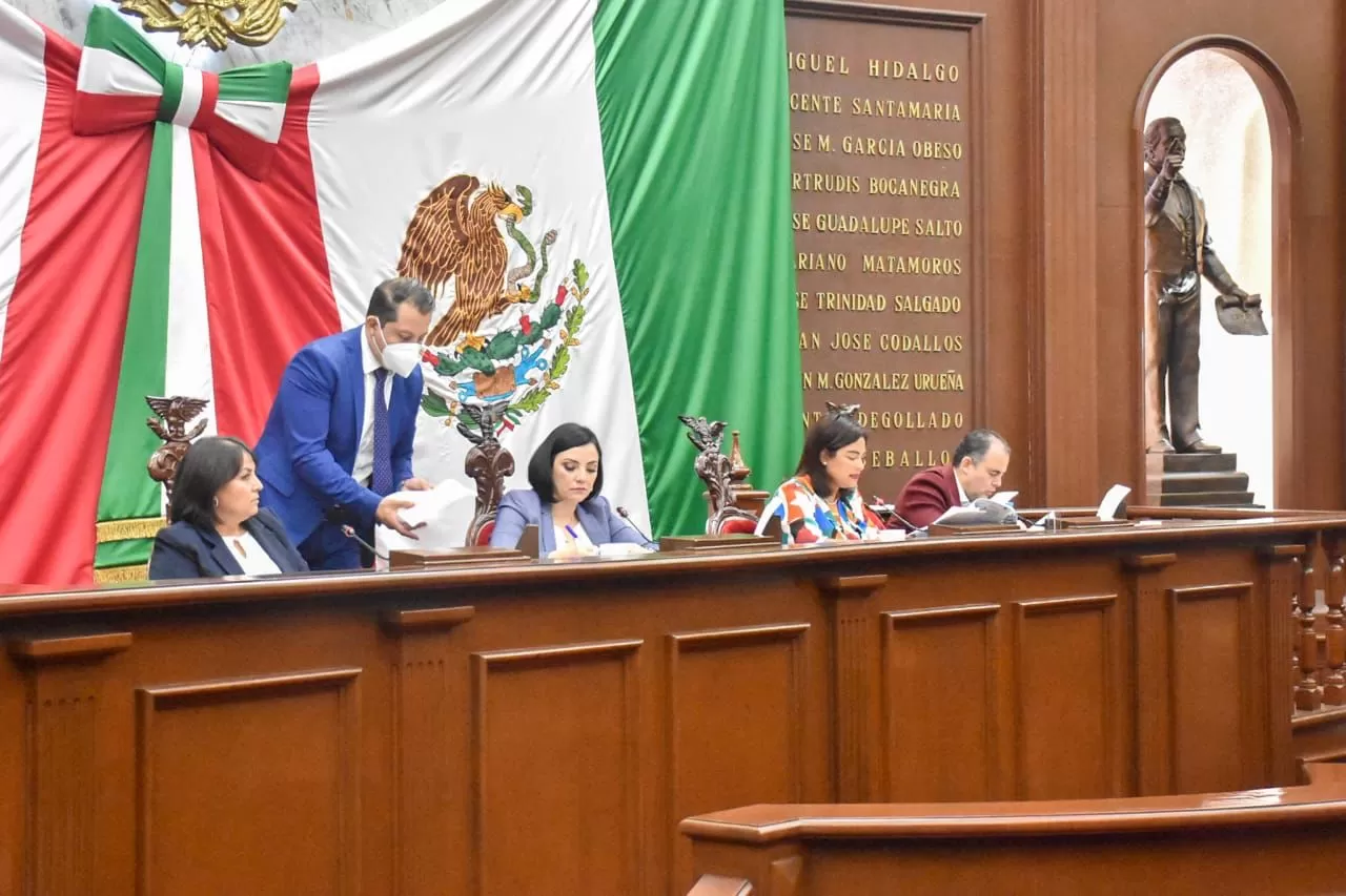 a-discusiaon-de-la-75-legislatura-reforma-de-protecciaon-a-periodistas-en-michoacaan